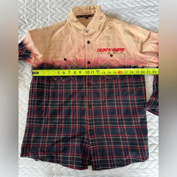 Falling In Reverse - Picture 10 of 11